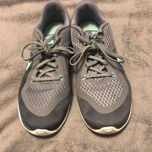 Women’s Nike shoes